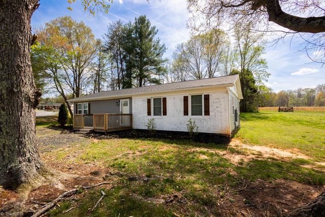 108 Sparrow Road, Eden, NC 27288
