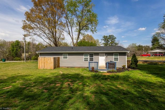 108 Sparrow Road, Eden, NC 27288