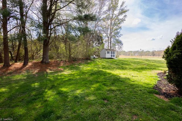 108 Sparrow Road, Eden, NC 27288