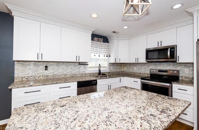 108 Sparrow Road, Eden, NC 27288