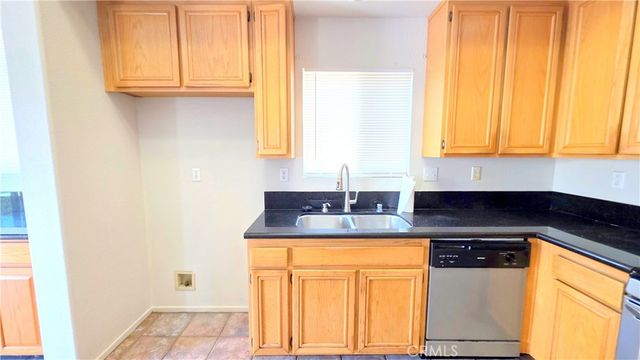 14655 Arizona Street, Fontana, CA 92336