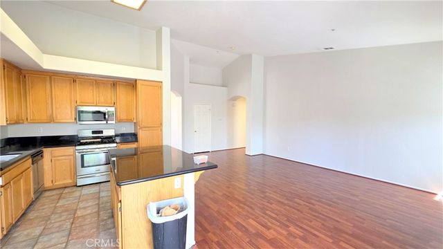 14655 Arizona Street, Fontana, CA 92336