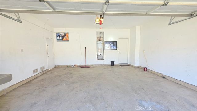 14655 Arizona Street, Fontana, CA 92336