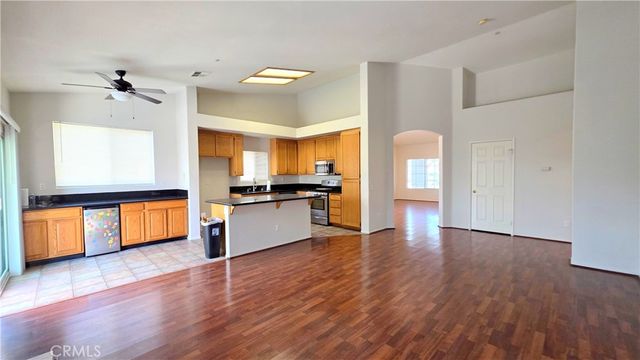 14655 Arizona Street, Fontana, CA 92336