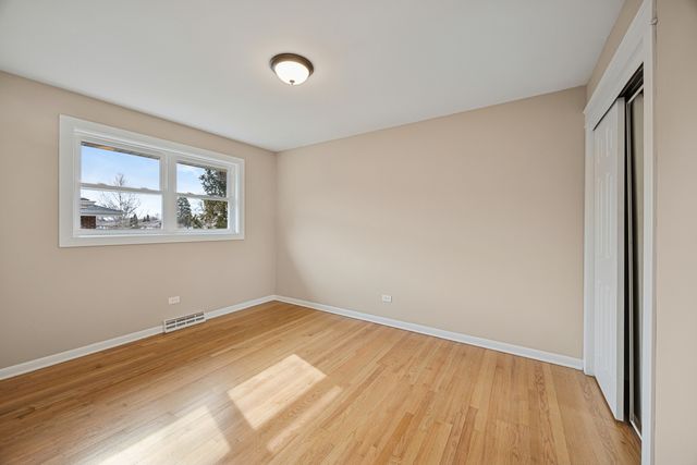 6425 177th Street, Tinley Park, IL 60477