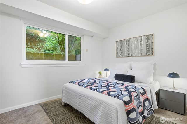 16532 34th Avenue NE, Lake Forest Park, WA 98155