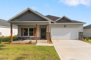 25 Jeter Drive, Midland City, AL 36350