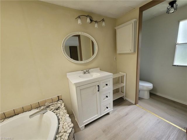 157 College Village Drive, Eden, NC 27288