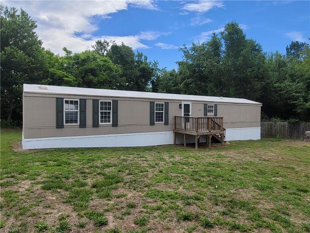 157 College Village Drive, Eden, NC 27288