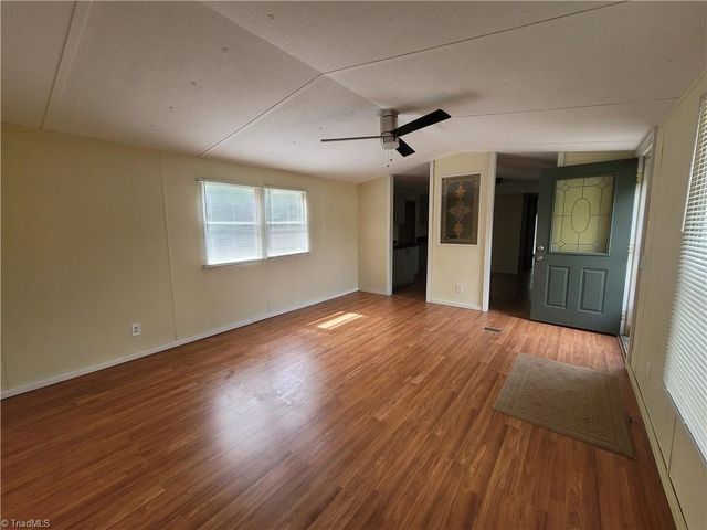 157 College Village Drive, Eden, NC 27288