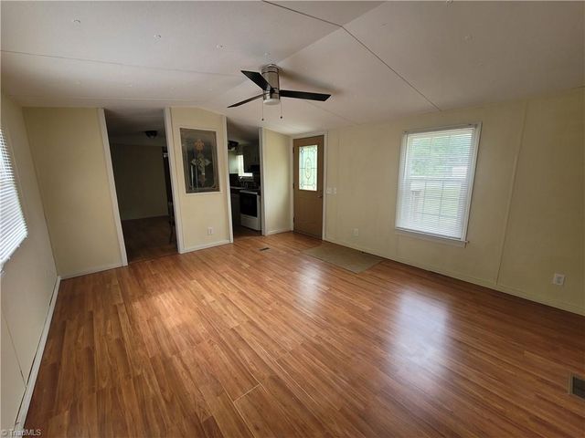 157 College Village Drive, Eden, NC 27288