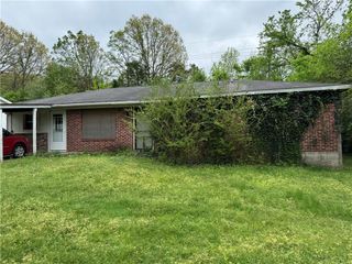 1937 S Custer Lane, Fayetteville, AR 72701