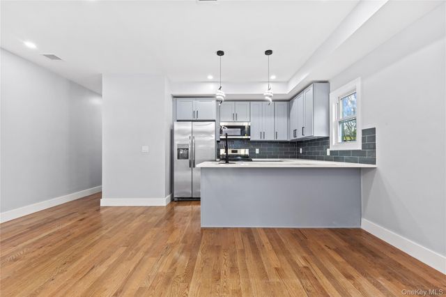 3226 Colden Avenue, Bronx, NY 10469