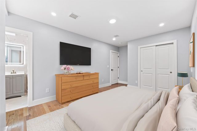 3226 Colden Avenue, Bronx, NY 10469