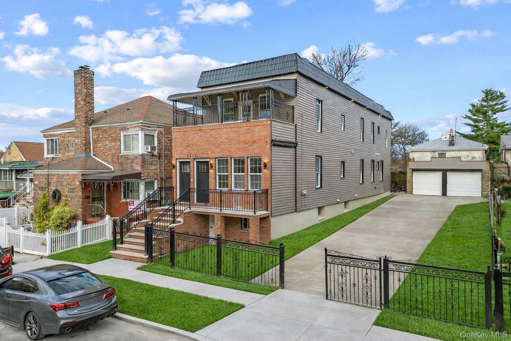 3226 Colden Avenue, Bronx, NY 10469
