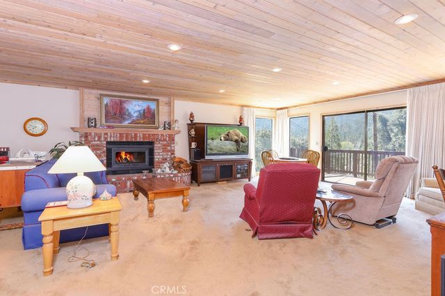 16413 Grizzly, Pine Mountain Club, CA 93222
