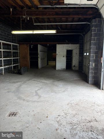 200 POWELTON AVE, Lansdowne, PA 19050