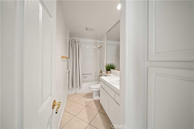 27053 Island Road, Valencia, CA 91355