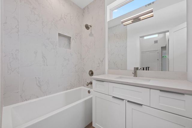 3614 Abbate CIR A, Austin, TX 78721