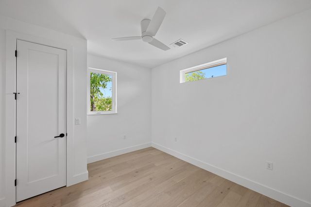 3614 Abbate CIR A, Austin, TX 78721