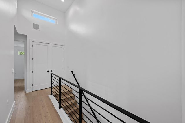 3614 Abbate CIR A, Austin, TX 78721