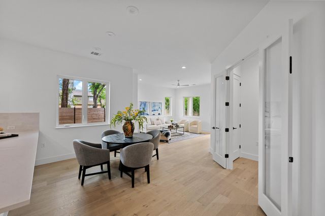 3614 Abbate CIR A, Austin, TX 78721