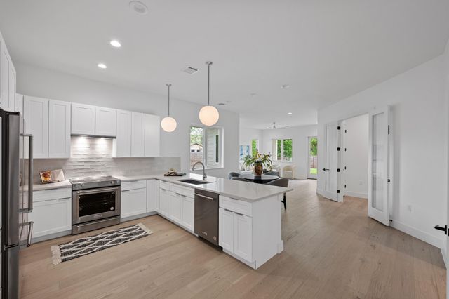 3614 Abbate CIR A, Austin, TX 78721