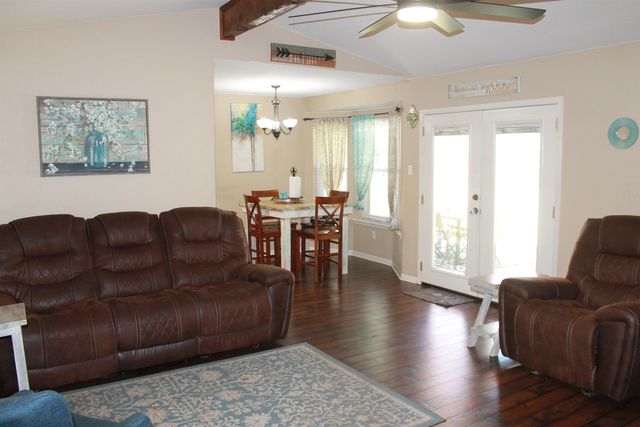 108 Donna, Marshall, TX 75672