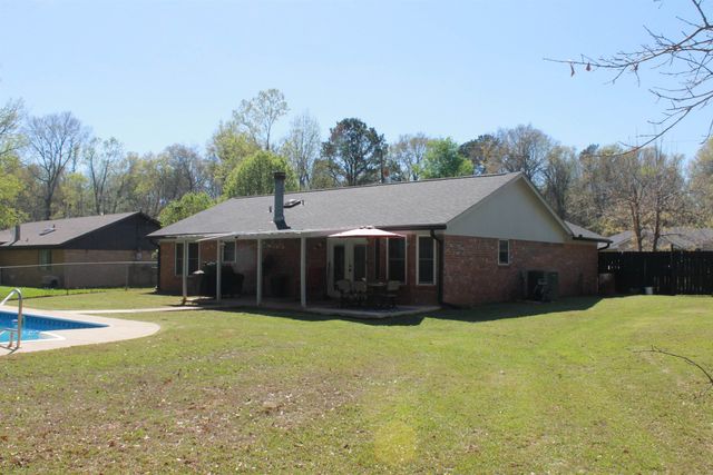 108 Donna, Marshall, TX 75672