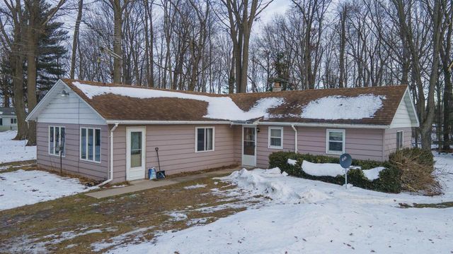 N1584 29TH LANE, Berlin, WI 54923