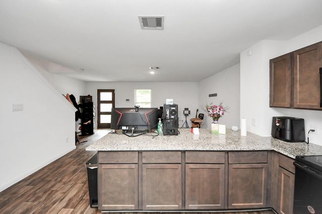 16923 Marie Village Drive, Conroe, TX 77306