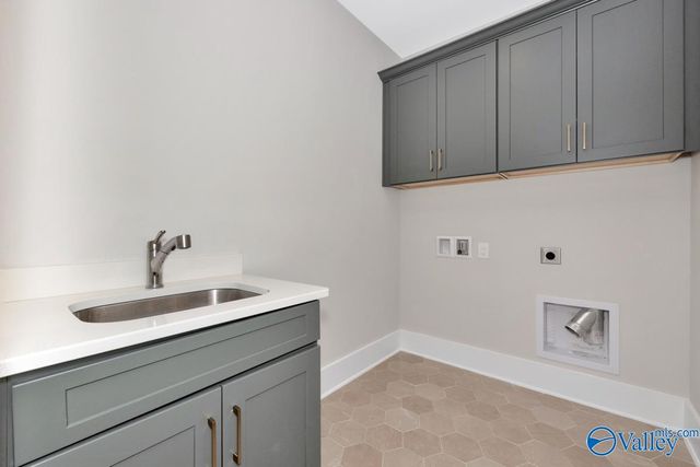 114 Lanwood Drive, Huntsville, AL 35811