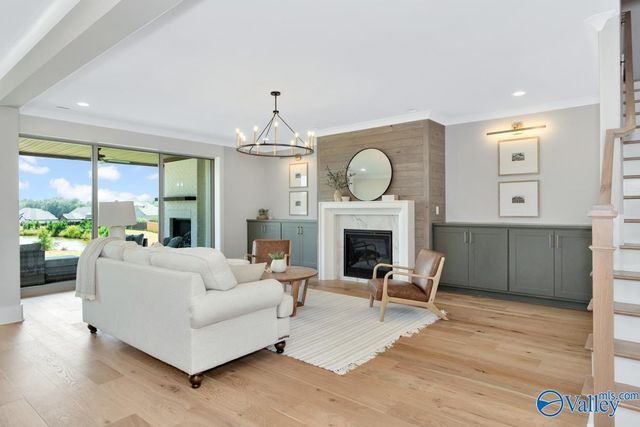 114 Lanwood Drive, Huntsville, AL 35811