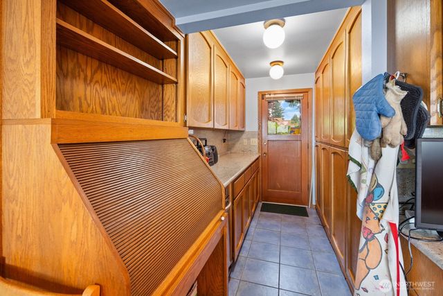 10445 Marine View Drive SW, Seattle, WA 98146