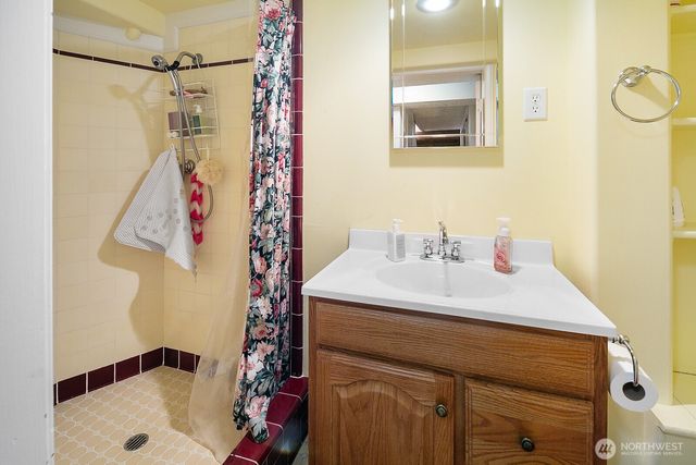 10445 Marine View Drive SW, Seattle, WA 98146