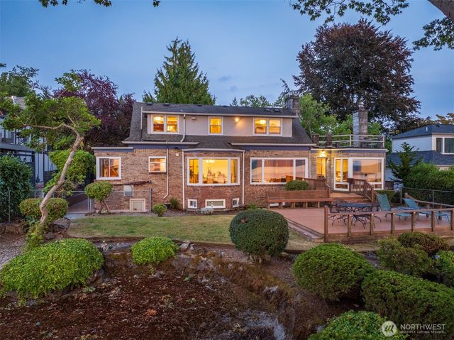 10445 Marine View Drive SW, Seattle, WA 98146