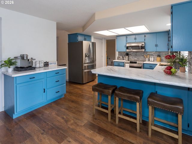 15720 Ne 12TH Way, Vancouver, WA 98684