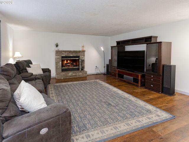 15720 Ne 12TH Way, Vancouver, WA 98684