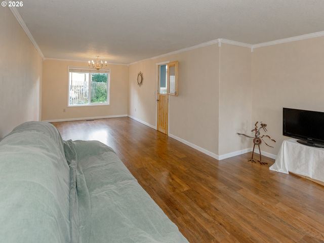 15720 Ne 12TH Way, Vancouver, WA 98684