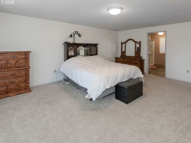 15720 Ne 12TH Way, Vancouver, WA 98684