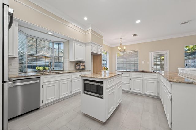 3602 Clover Valley Drive, Kingwood, TX 77345