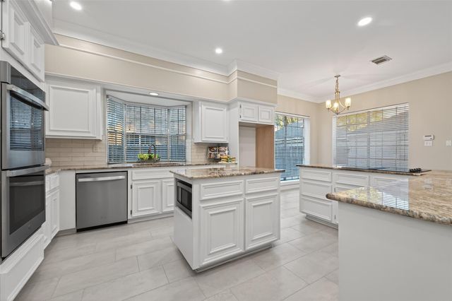 3602 Clover Valley Drive, Kingwood, TX 77345