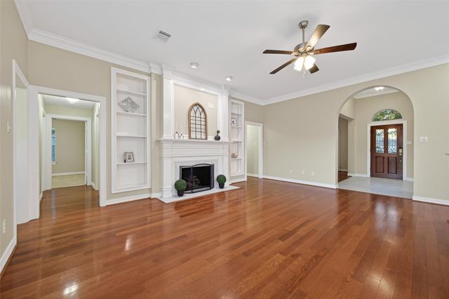 3602 Clover Valley Drive, Kingwood, TX 77345