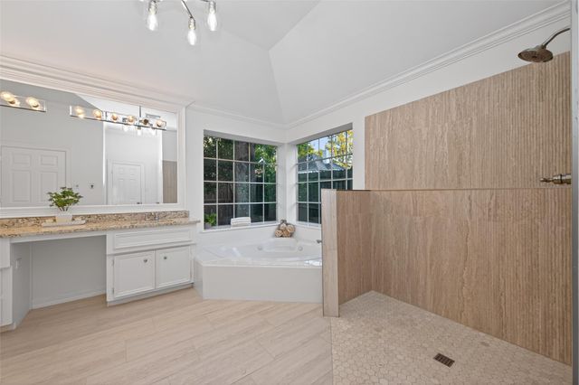 3602 Clover Valley Drive, Kingwood, TX 77345