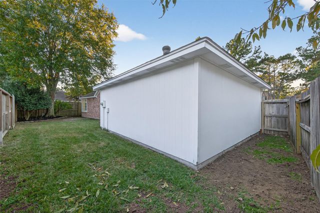 3602 Clover Valley Drive, Kingwood, TX 77345