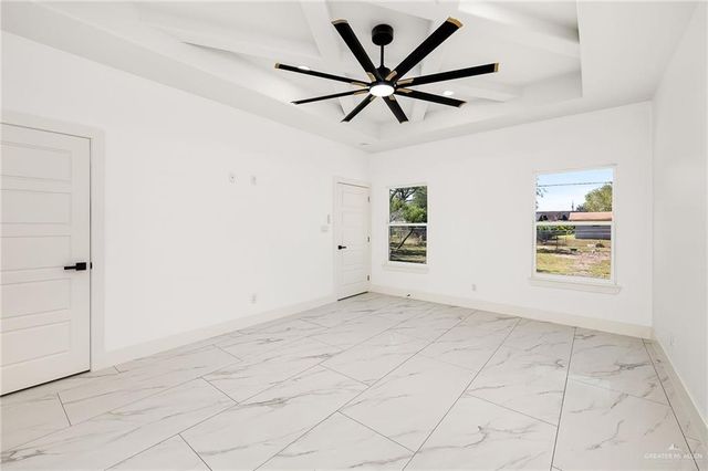 504 E VFW Avenue, Elsa, TX 78543