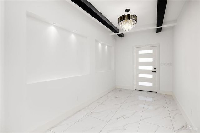 504 E VFW Avenue, Elsa, TX 78543