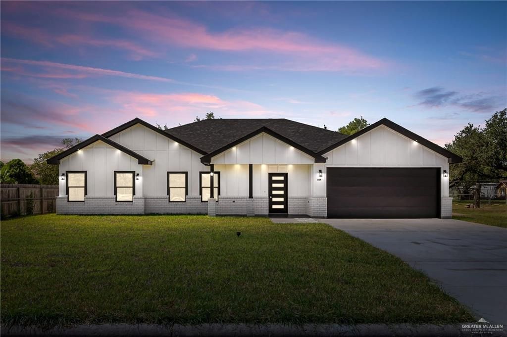 504 E VFW Avenue, Elsa, TX 78543