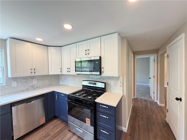 137 Emrose Dr, Penn Hills, PA 15235