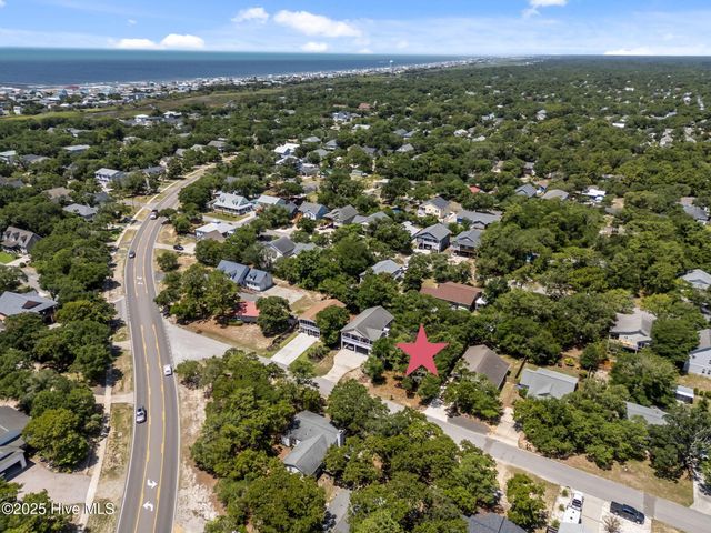 105 NE 22nd Street, Oak Island, NC 28465